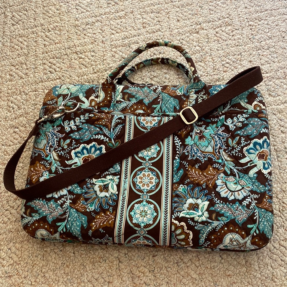EUC Vera Bradley Laptop Case. Java Blue